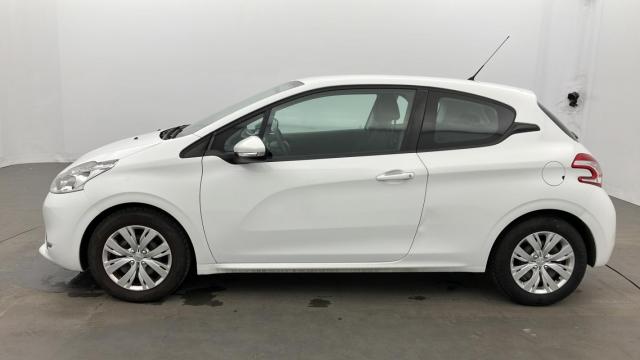 Peugeot 208 image 4