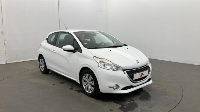 Peugeot 208 image 1