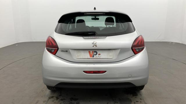 Peugeot 208 image 3
