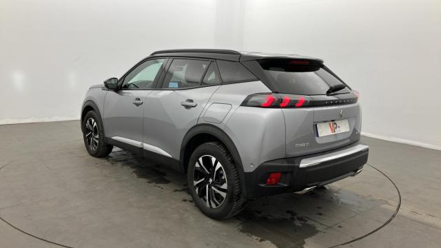 Peugeot 2008 image 2