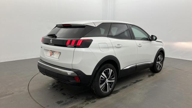Peugeot 3008 image 1