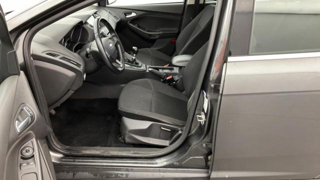 Ford Focus image 5