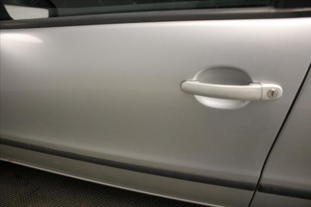 Seat Leon image 2