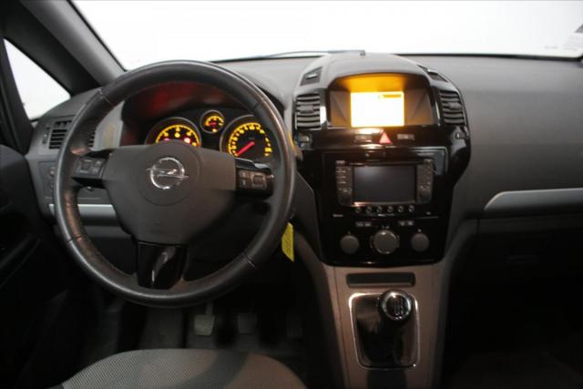 Opel Zafira image 2