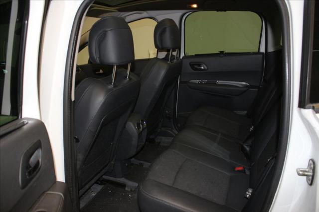 Peugeot 3008 image 2