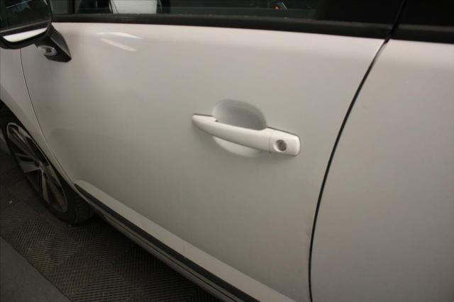 Peugeot 3008 image 8