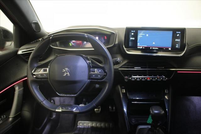 Peugeot 2008 image 1