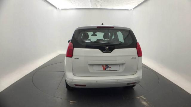 Peugeot 5008 image 6