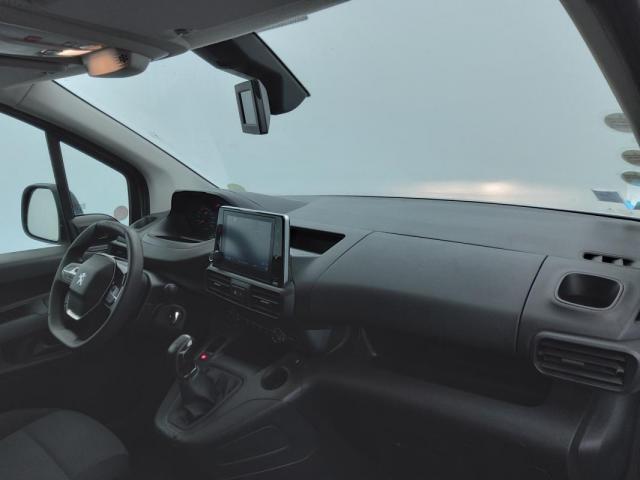 Peugeot Partner image 1