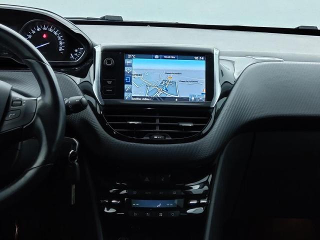 Peugeot 2008 image 3