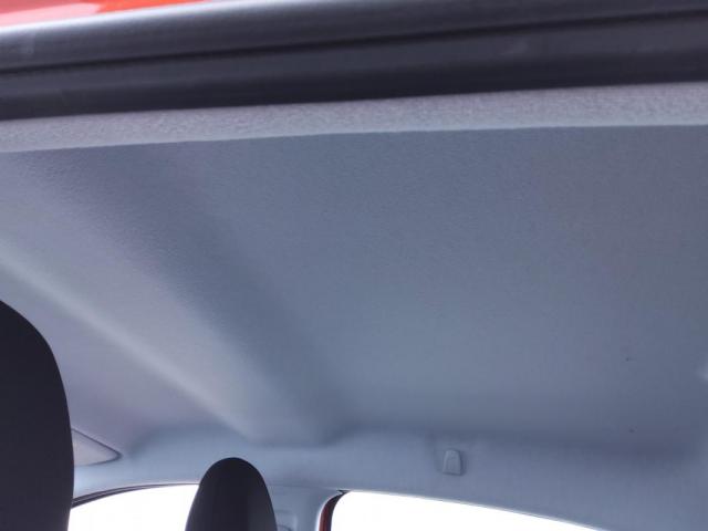 Peugeot 208 image 5