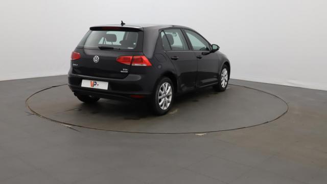 Volkswagen Golf image 6