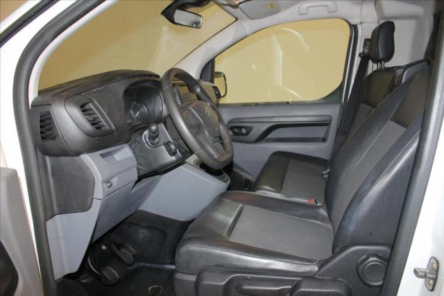 Citroen Jumpy image 2