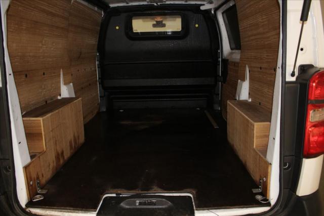 Citroen Jumpy image 6