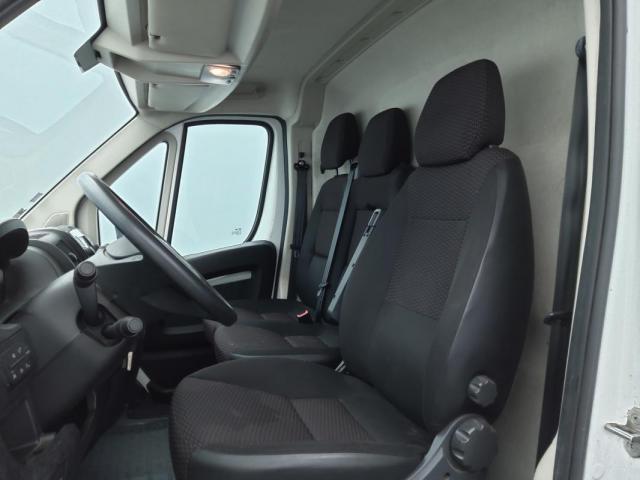 Peugeot Boxer image 4