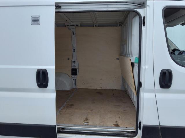 Peugeot Boxer image 8