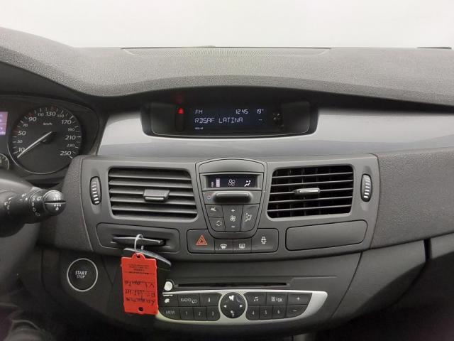 Renault Laguna image 7