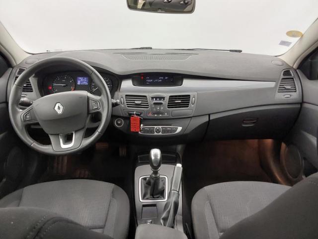 Renault Laguna image 2