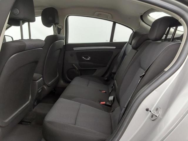 Renault Laguna image 1