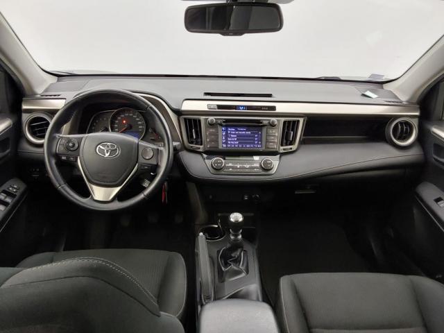 Toyota Rav4 image 2