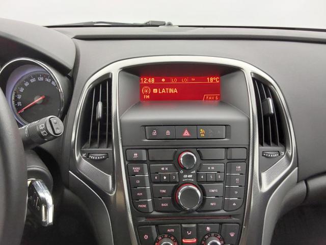 Opel Astra image 2