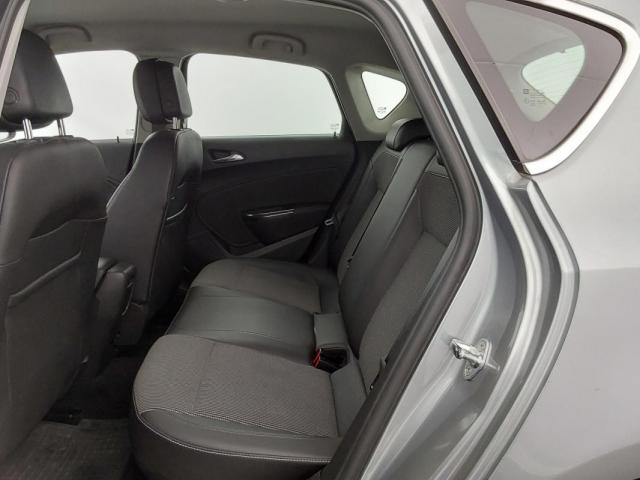 Opel Astra image 8