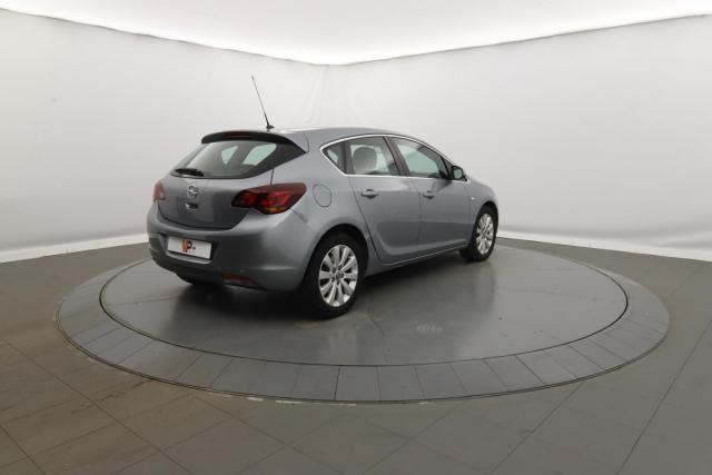 Opel Astra image 4