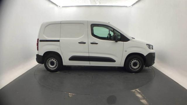 Peugeot Partner image 2