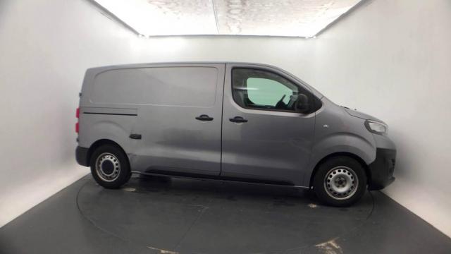 Peugeot Expert image 1