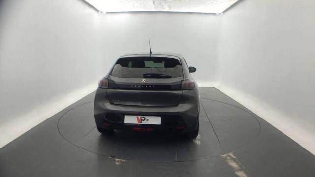 Peugeot 208 image 6