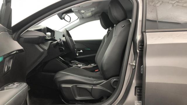 Peugeot 208 image 4