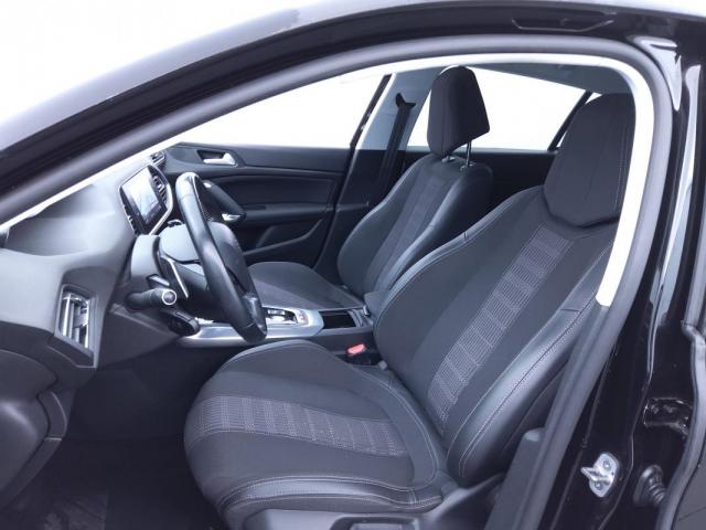 Peugeot 308 image 1