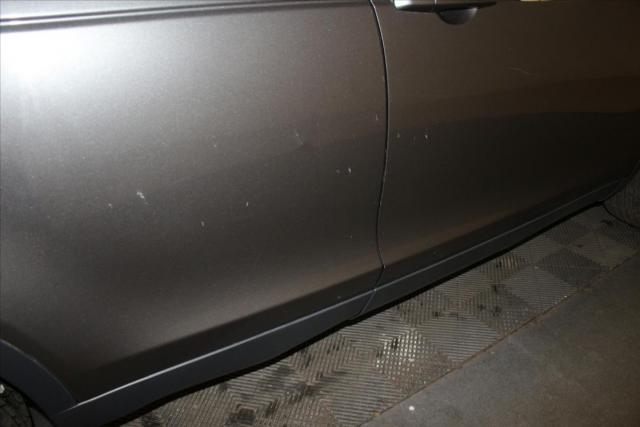 Land Rover Discovery Sport image 3