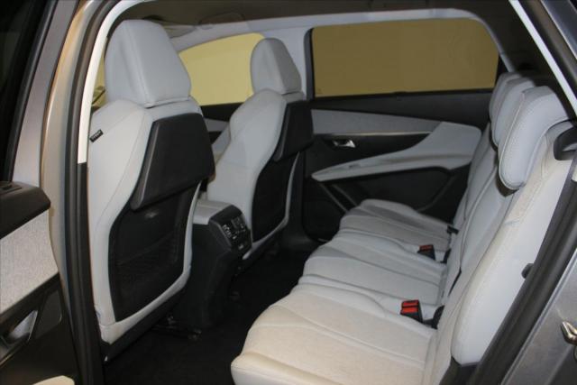 Peugeot 5008 image 7