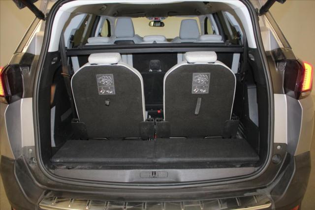 Peugeot 5008 image 4