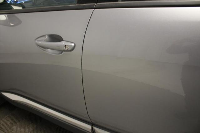 Peugeot 5008 image 6
