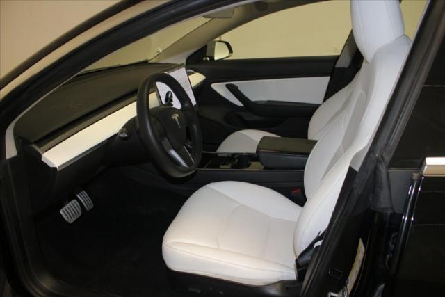 Tesla Model 3 image 6