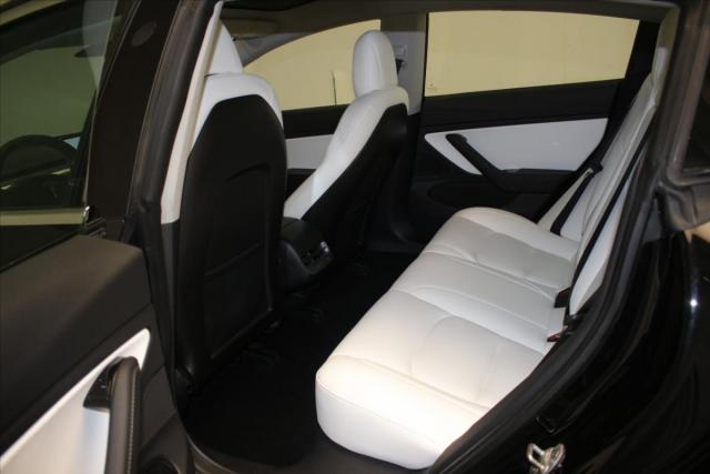 Tesla Model 3 image 3