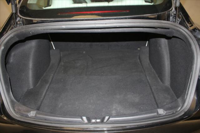 Tesla Model 3 image 4