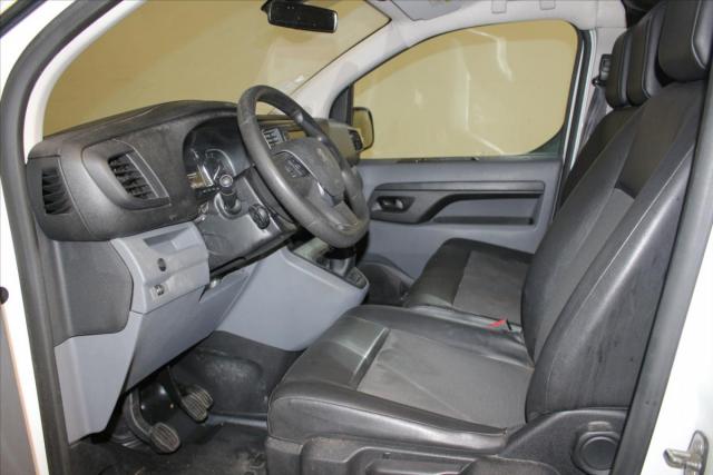 Peugeot Expert image 1