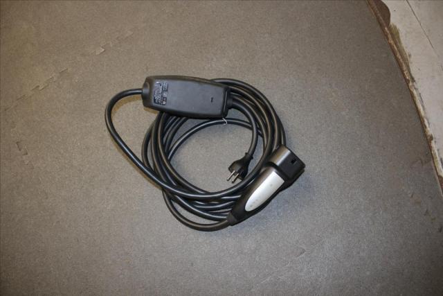 Tesla Model 3 image 6