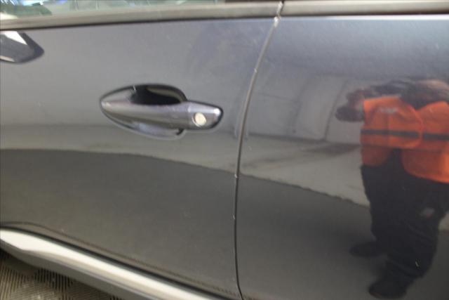 Peugeot 5008 image 5