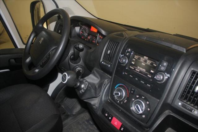 Peugeot Boxer image 4
