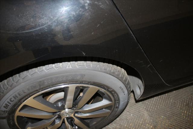 Peugeot 308 image 1
