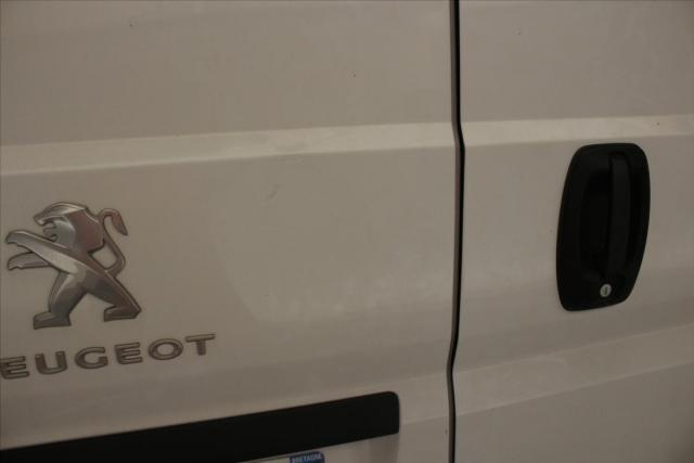 Peugeot Boxer image 3