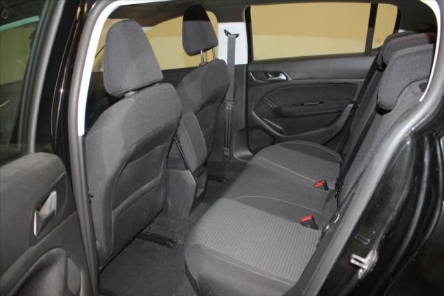 Peugeot 308 image 7