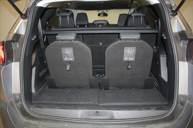 Peugeot 5008 image 3