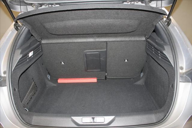 Peugeot 308 image 7