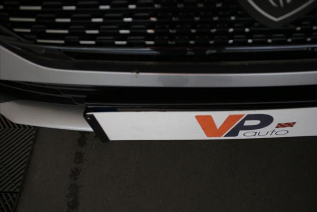Peugeot 308 image 2