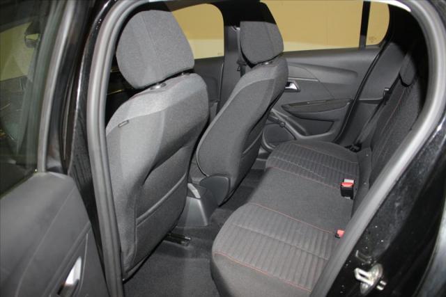 Peugeot 208 image 2